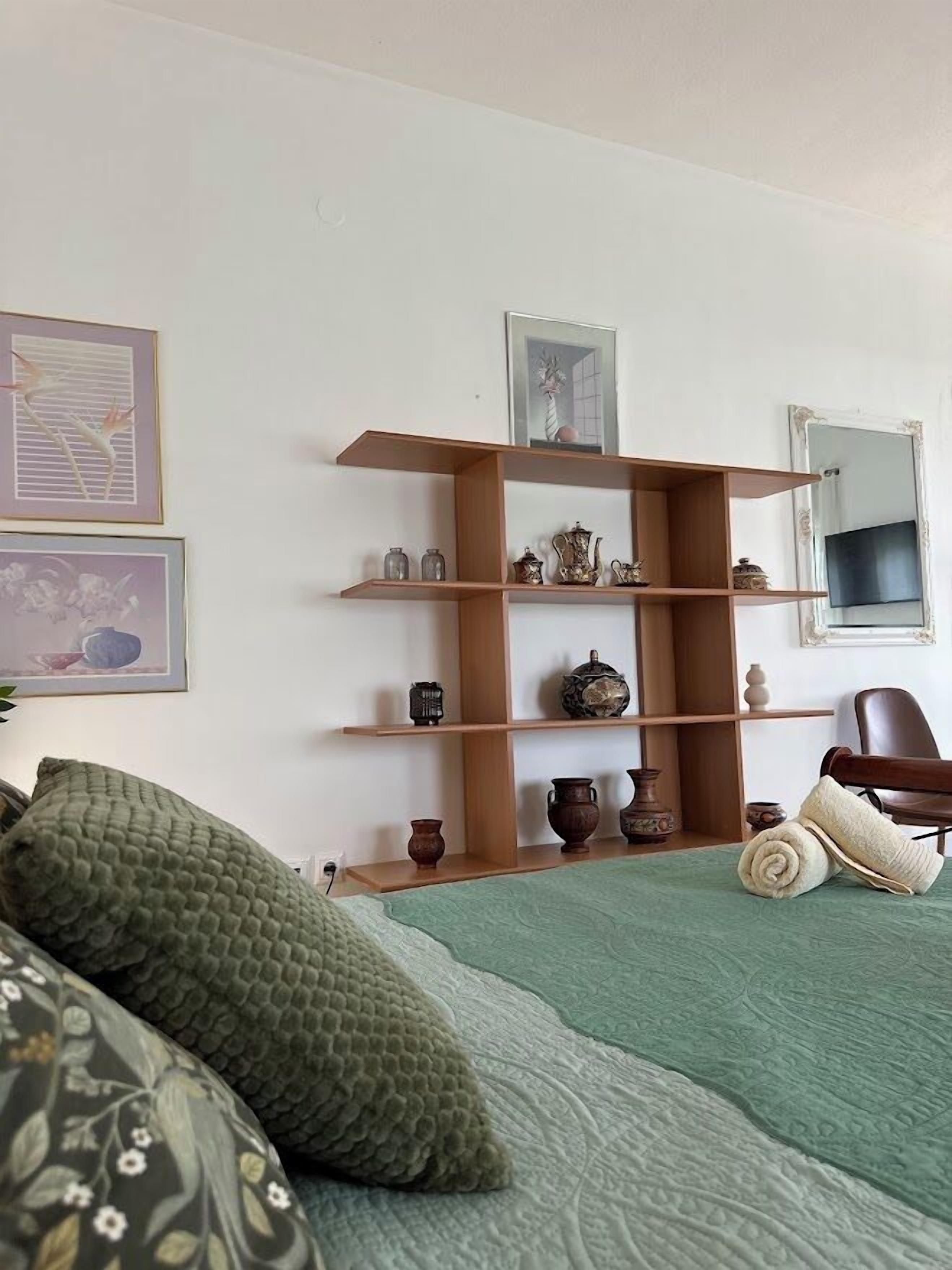 Rumah Comfort | 2 kamar tidur dan didekorasi berbeda-beda