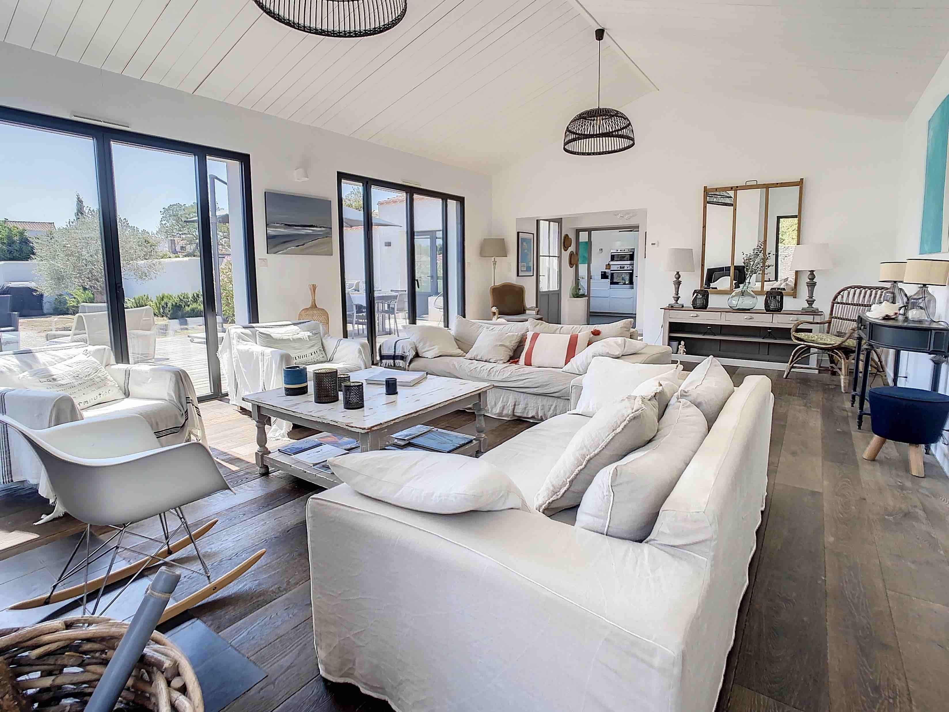 South-facing villa in the heart of Noirmoutier