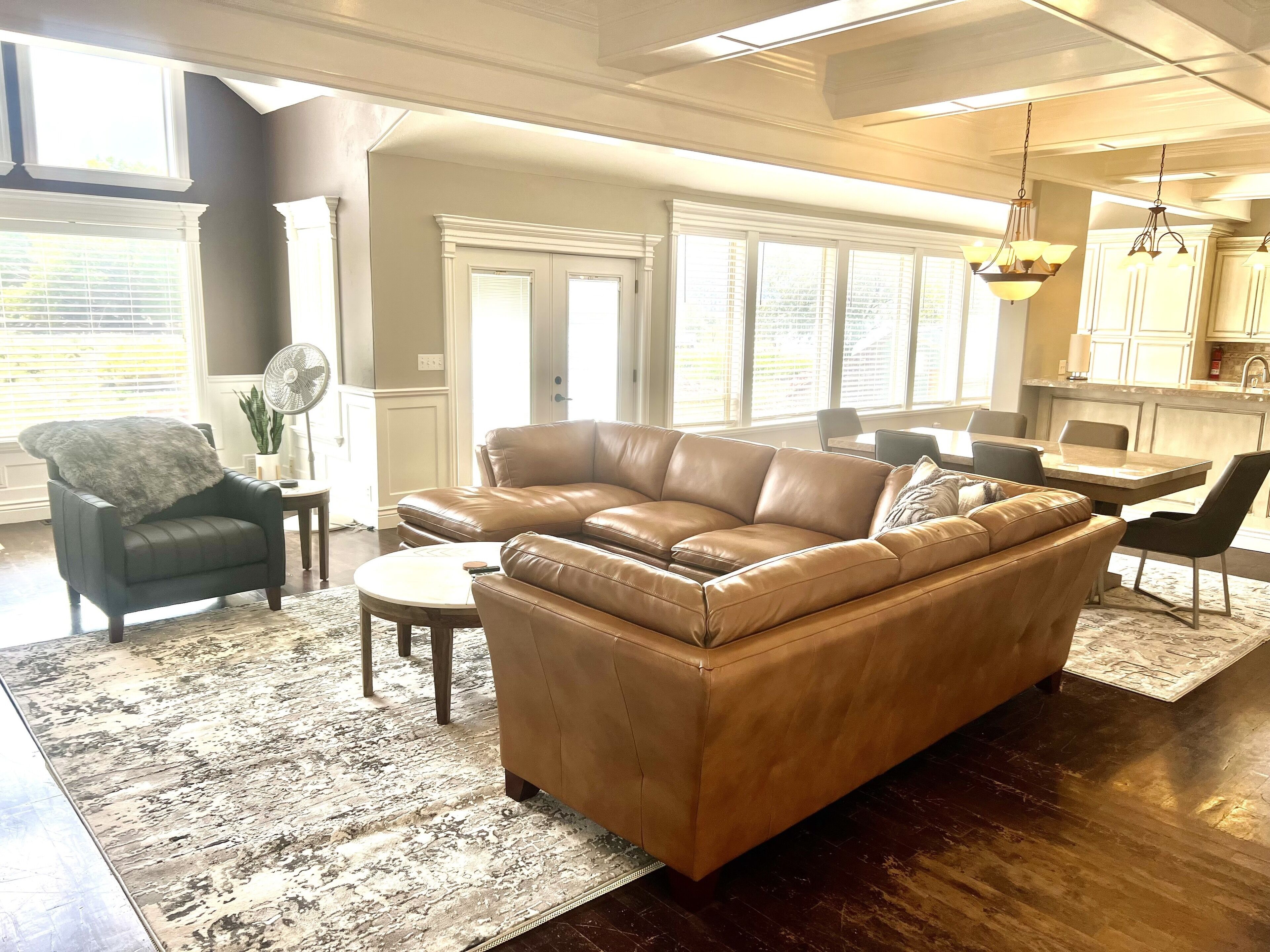 Bucolic views, spacious great room, short walk to center of town!