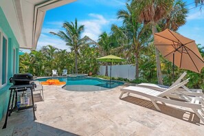 Unclassified image, 5 of 34, button