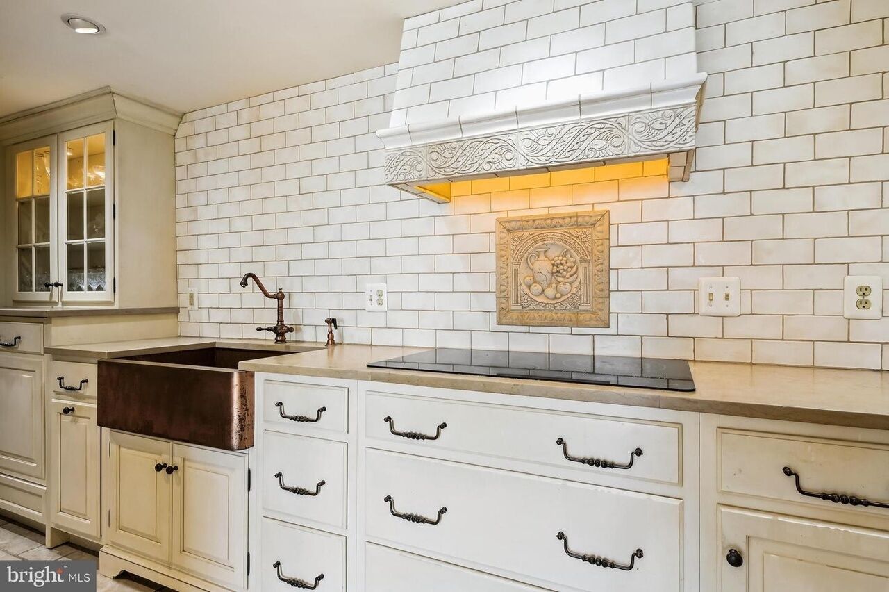 Spacious 5-Bedroom Waterfront Oasis with Private Dock, Pool and Hot Tub