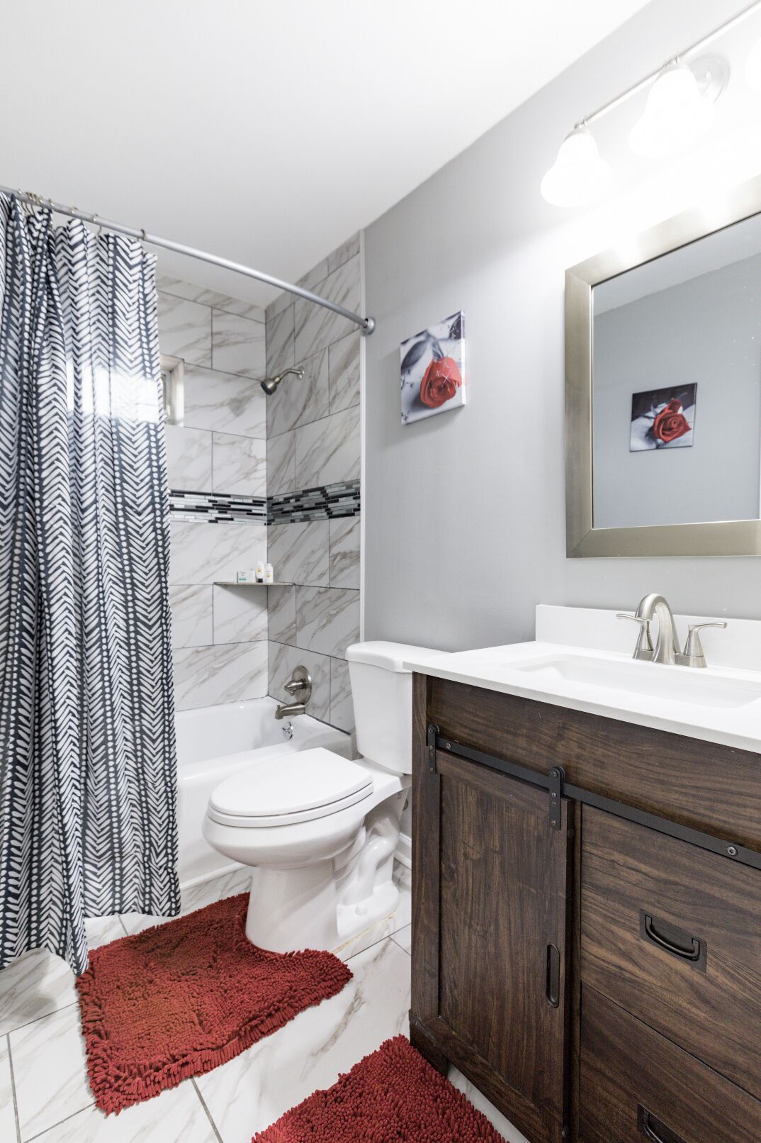 The Hazel House Cozy Home 4BR/5BED/2.5BATH SELF-CHECKIN