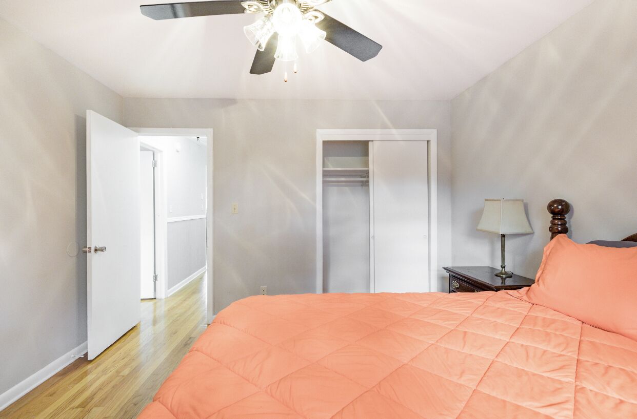 The Hazel House Cozy Home 4BR/5BED/2.5BATH SELF-CHECKIN