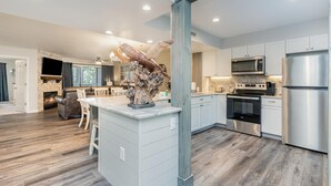 Villa, 2 Bedrooms | Private kitchen - Kingston Residences Resort 1 and 2 Bedroom Villas (Myrtle Beach)