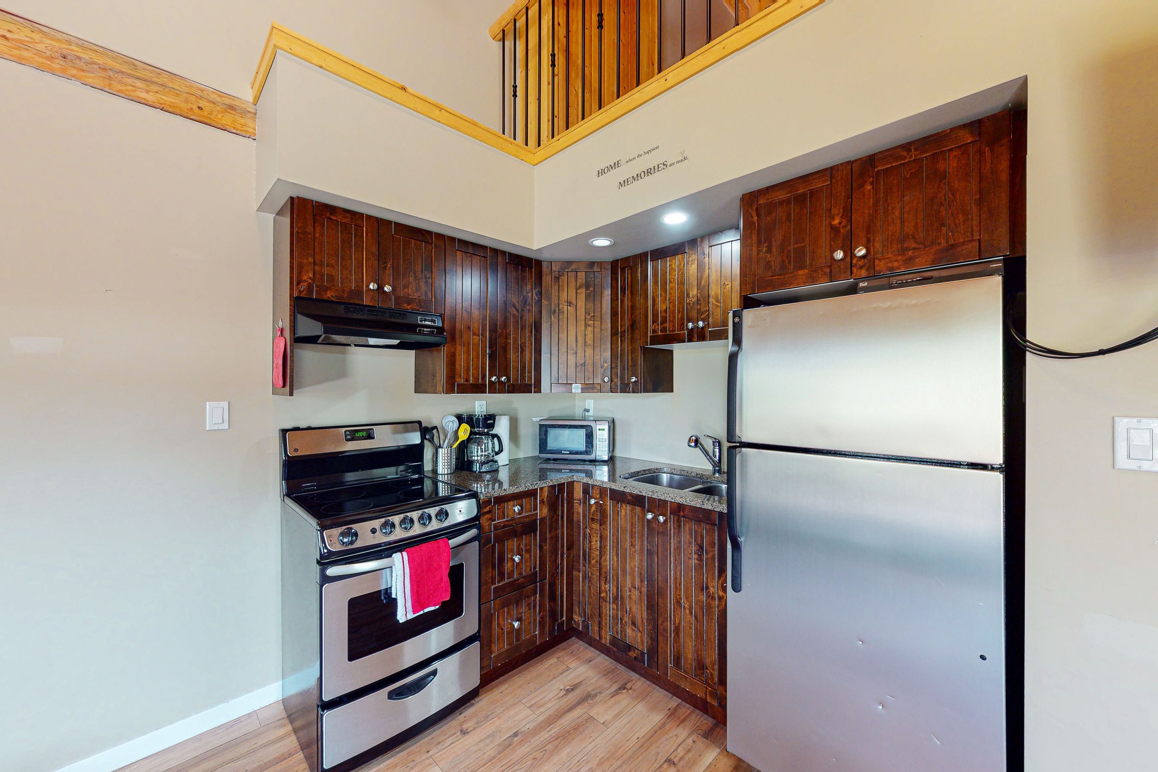 Dog-friendly lakefront wilderness resort cabin with deck, WiFi, & full kitchen