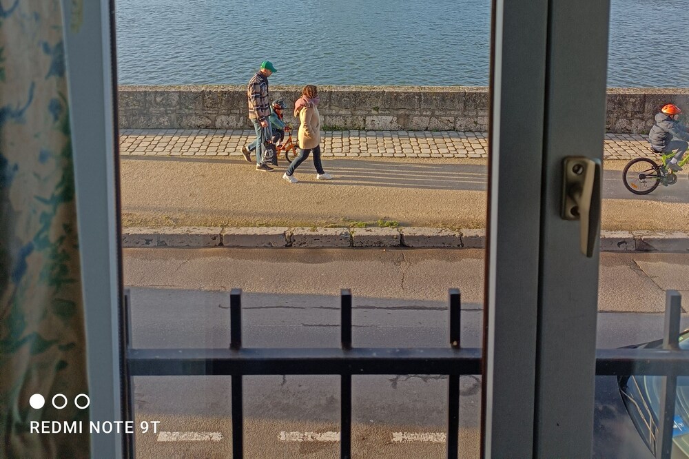 THE LITTLE HOUSE ON THE QUAY