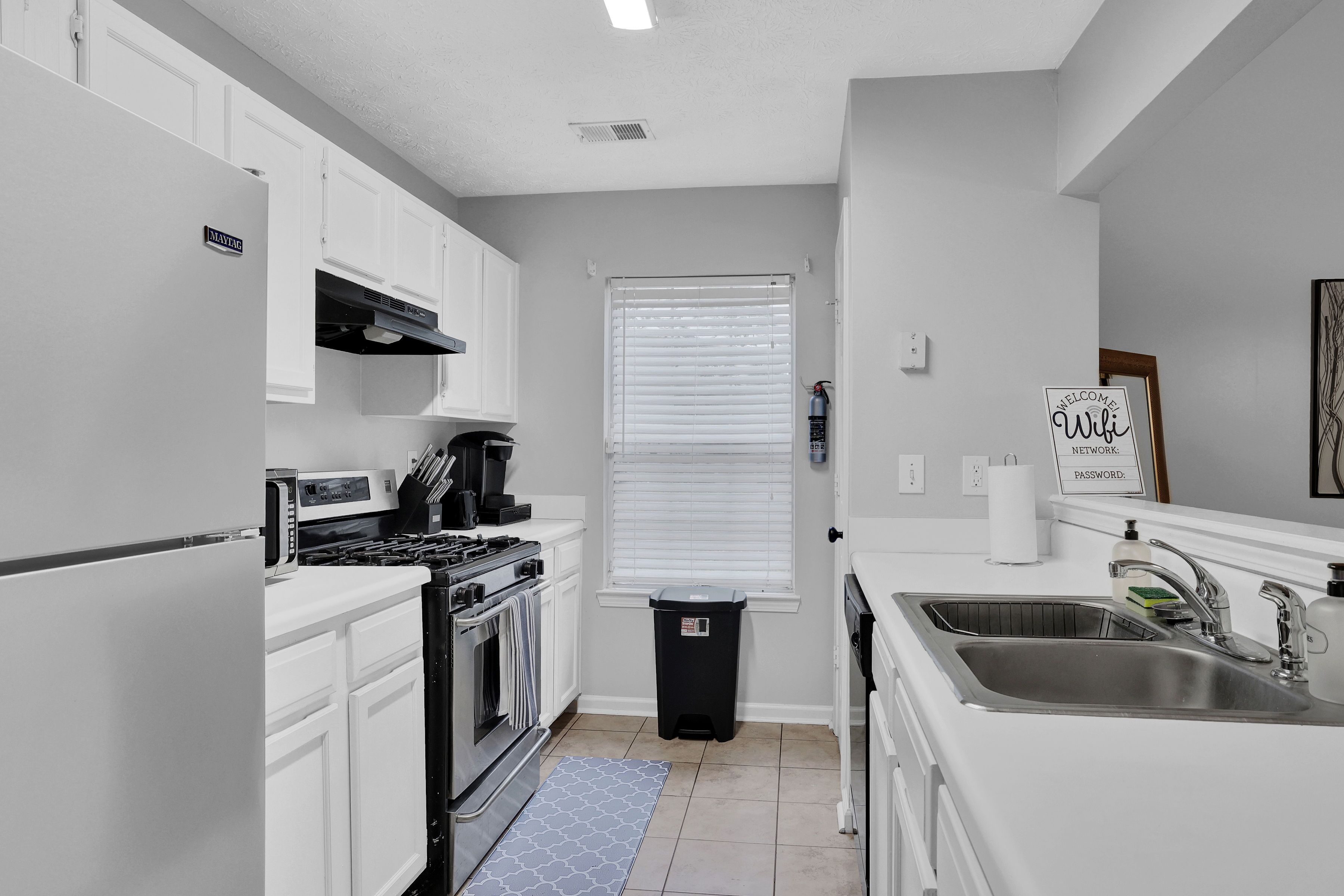 The Ultimate Peach Pad - Cozy 2BD/2Bth Home