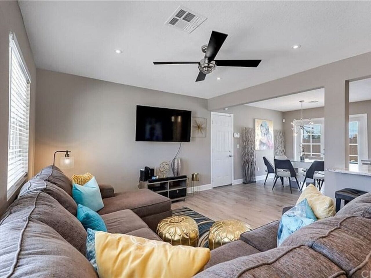 Luxury Pool with Mountain Views!