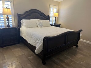 3 bedrooms, desk, iron/ironing board, free WiFi - Desert Ridge * Location Location Location  (Phoenix)