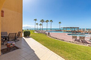 Outdoor dining - Sea Esta ~ E103 ~ 2 Bedroom Ground Floor (Puerto Penasco)