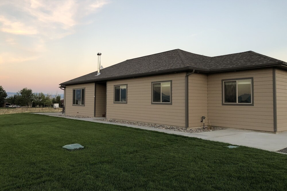 Canyon Ferry Lake Home with Mountain Views