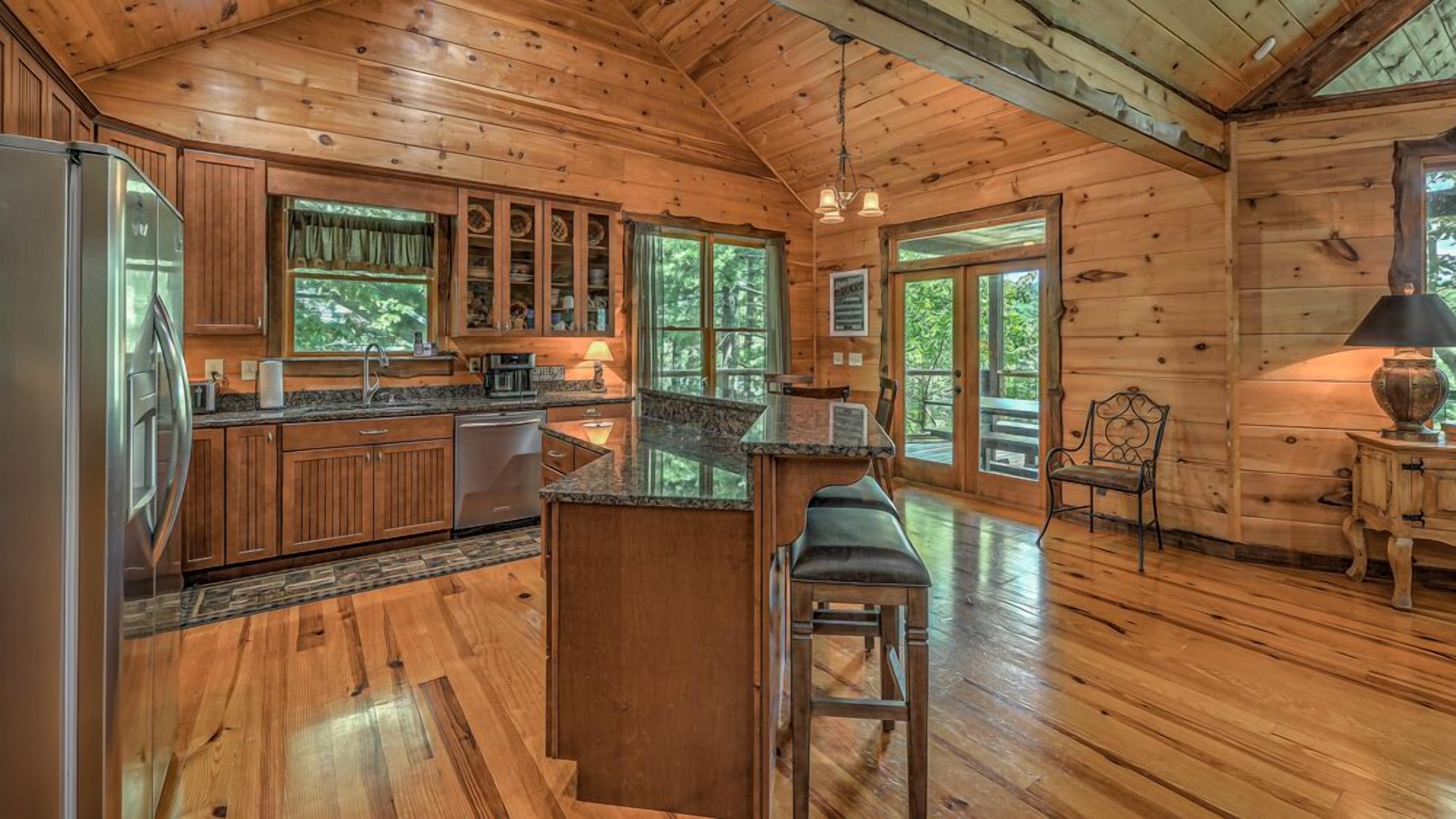 Magnolia Bay - Lake Front | Double Decker Boat Dock | Hot Tub | Pool Table