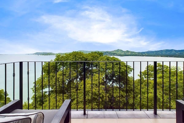 Spectacular ocean view