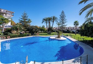 Unclassified image, 4 of 57, button - *Fancy 2BR in Golden Mile with Pool* (Marbella)