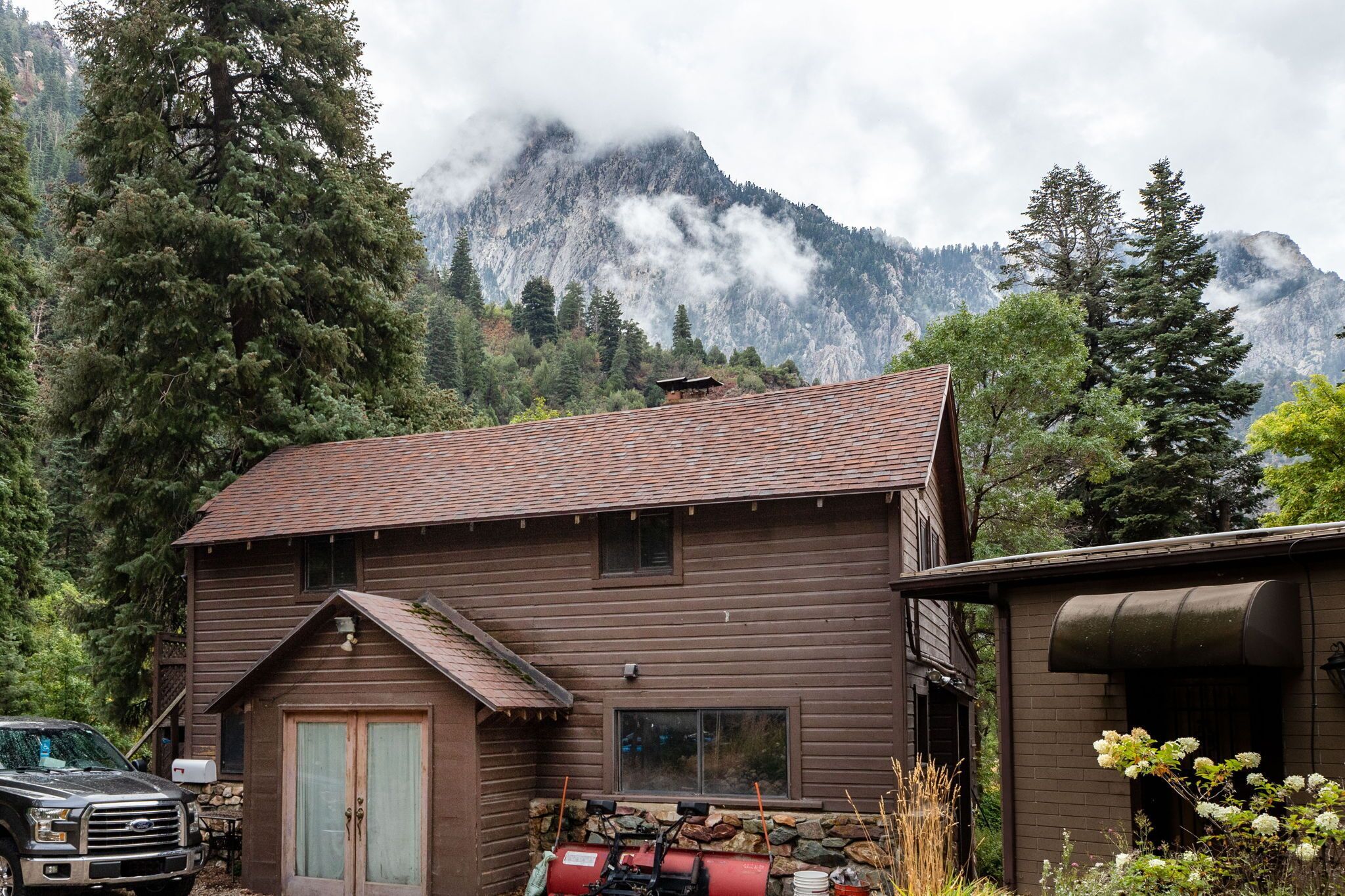 Mountain Apartment Located in BigCottonwood Canyon.