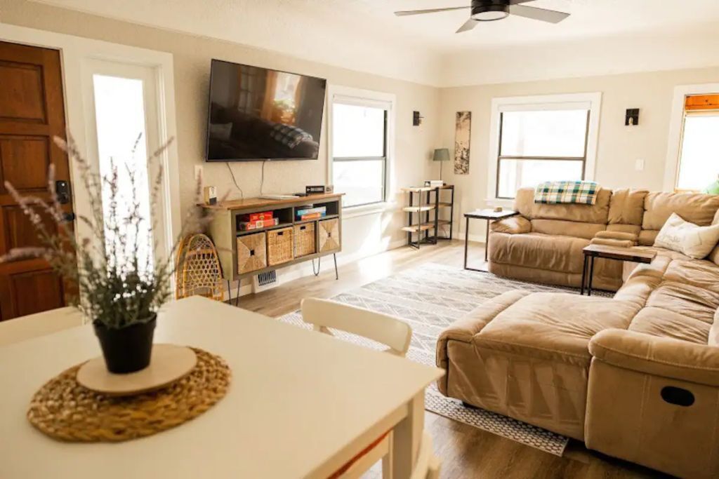 Spacious Home; close to ski park, trails, downtown