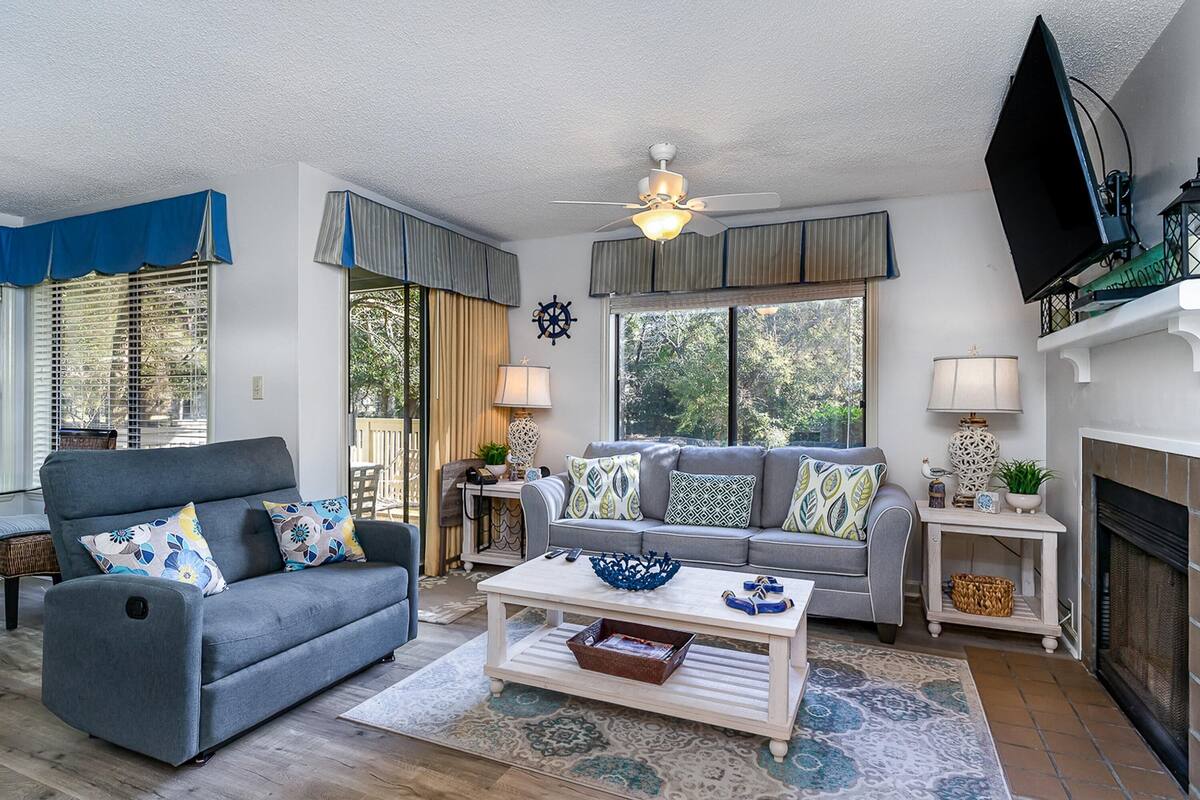 Villa, 2 Bedrooms | Living room
