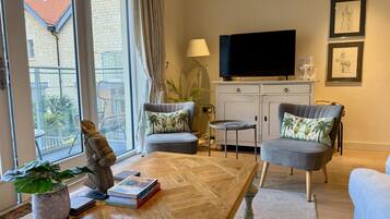 Classic House, Ensuite | Lounge