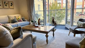 Classic House, Ensuite | Lounge