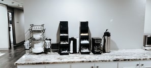 Desayuno continental gratuito y diario