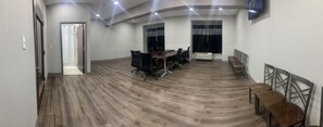 Business center - Crystal Inn (Port Arthur)