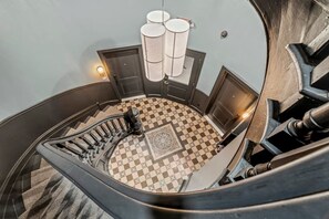 Interior - Luxury 2BD Rittenhouse Sq. | Hosted By Stay Rafa (Philadelphia)