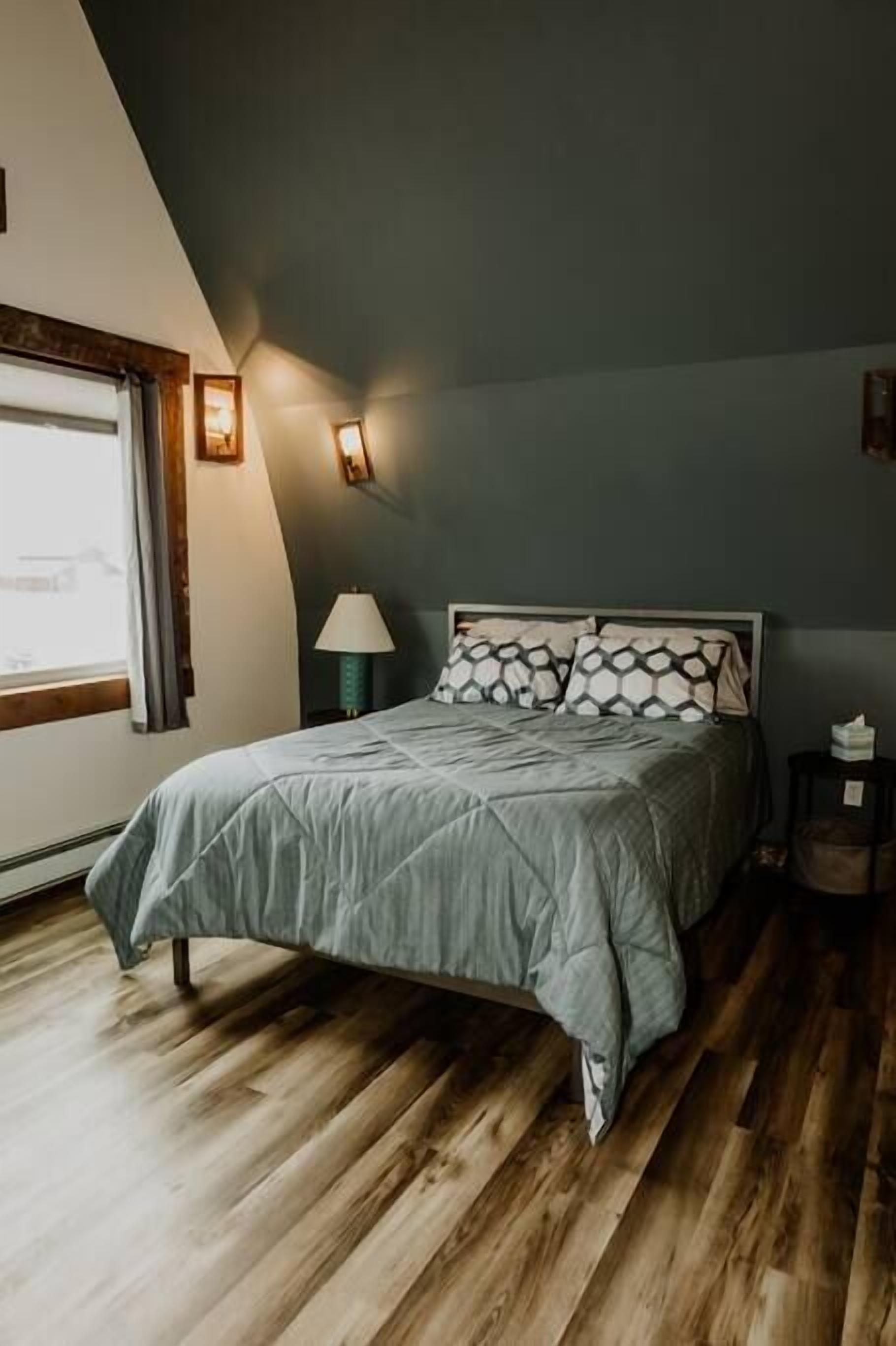 BRIDGER VIEW BARN EAST UNIT