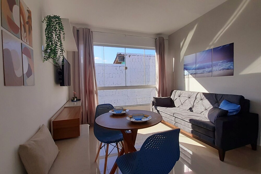 103 NEW and Cozy - 5 min from the beach!