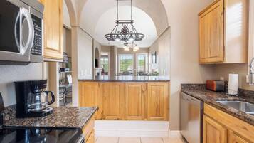 Condo, Multiple Beds, Balcony, Mountain View (Blue Bird Hideaway) | Private kitchen | Coffee/tea maker, dining tables