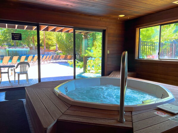 Appartamento, letti multipli, idromassaggio, vista montagna | Spa