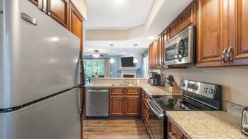 Condo, Multiple Beds, Balcony, Garden View (Bungalow on the Bluffs) | Private kitchen | Coffee/tea maker