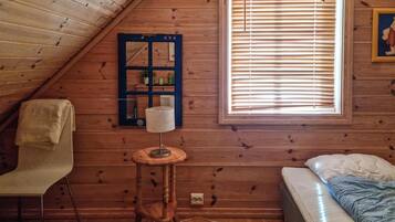 3 Schlafzimmer, Reisekinderbett