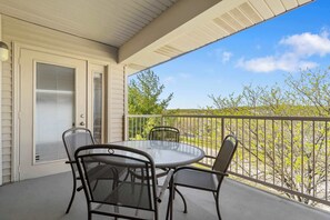 Condo, Multiple Beds, Patio, Golf View (Makin' Memories 2) | Outdoor dining - Makin' Memories 2 - Community Indoor Pool (Branson)