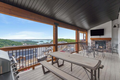 Hilltop Haven at Table Rock - Lake Views & Nearby Bransons Best Attractions