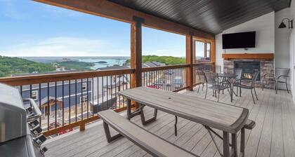 Hilltop Haven at Table Rock - Lake Views & Nearby Bransons Best Attractions