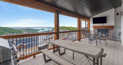Hilltop Haven at Table Rock - Lake Views & Nearby Bransons Best Attractions