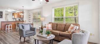 Retreat at Par Lane - Family Friendly Condo