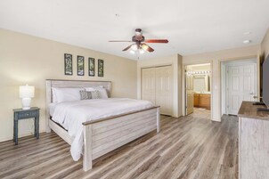 2 habitaciones, decoración personalizada y muebles diferentes 