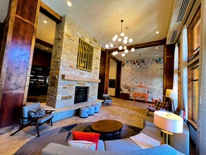 Apartment, 1 King Bed, Hot Tub, Mountain View | Lobby - Serenity King (Park City)
