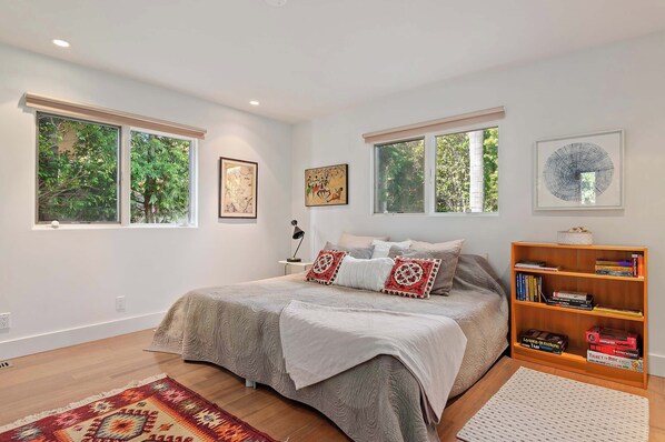 House, Multiple Beds, Patio, Ocean View (Shoreline Park House - 30-night min) | 4 bedrooms, individually decorated, individually furnished, desk - Shoreline Park House (Santa Barbara)