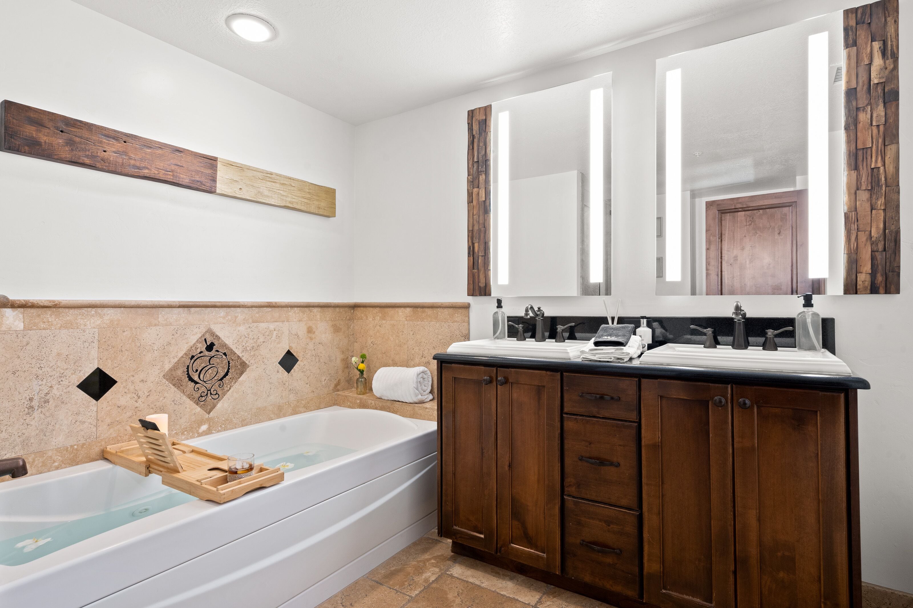 Tranquil Timbers Penthouse