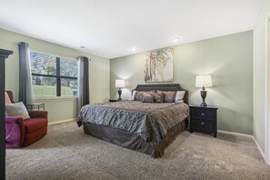Room - Wimbledon Pointe (Branson)