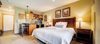 Silver Mtn Studio Condo Ski - Mtn Bike- Hiking