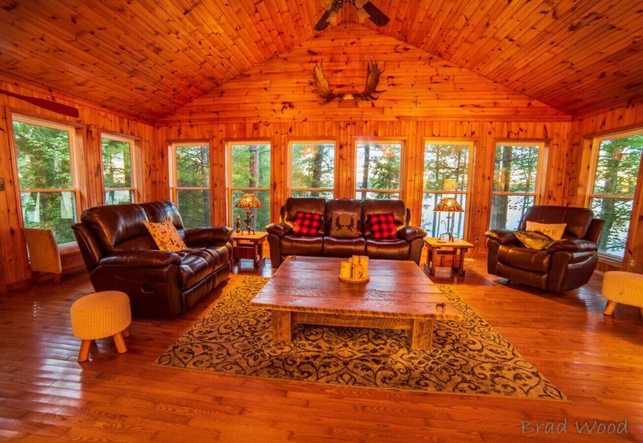 Whispering Pines @ Paradise Cove - Lake Nipissing