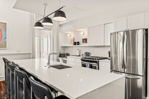 Fridge, microwave, oven, stovetop - Luxury 1BD Rittenhouse Sq. | Hosted By Stay Rafa (Philadelphia)