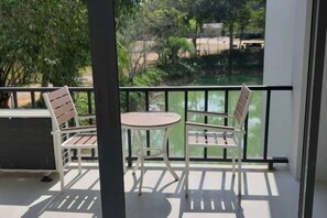 Room - Tho Mai Resort (Wang Chan)