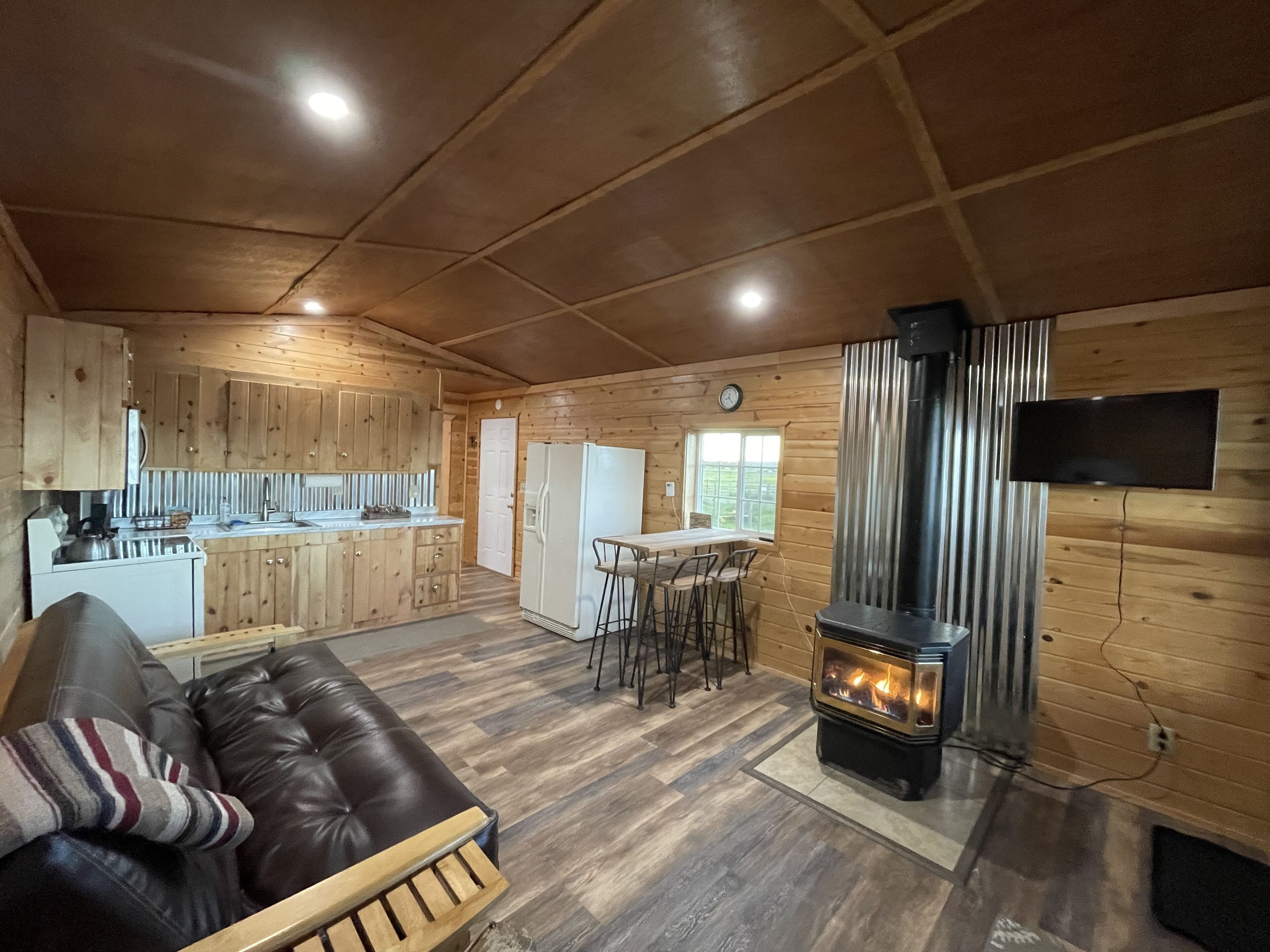 Cozy Country Cabin With Beautiful Bridger Views!