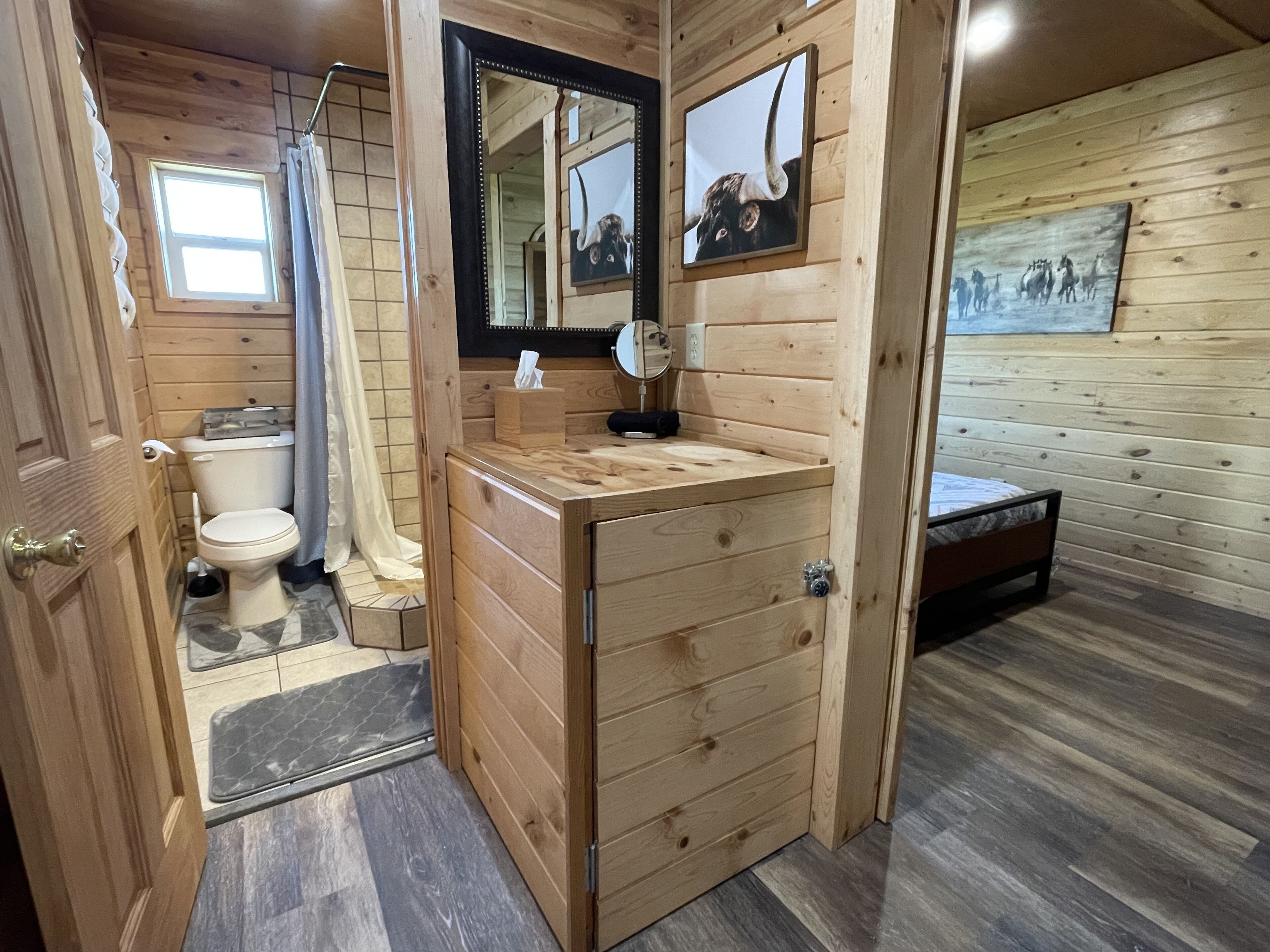 Cozy Country Cabin With Beautiful Bridger Views!