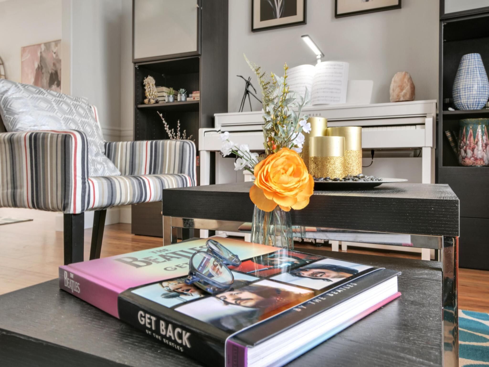 Valley villa with pool, hot tub, sauna & game room