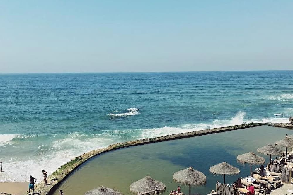 Azenhas do Mar Valley House